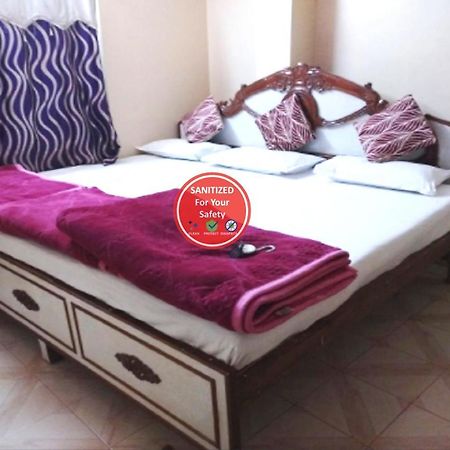 Hotel P N Ganga Benares Buitenkant foto