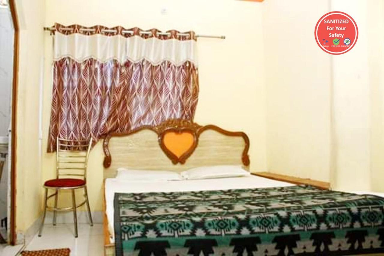Hotel P N Ganga Benares Buitenkant foto